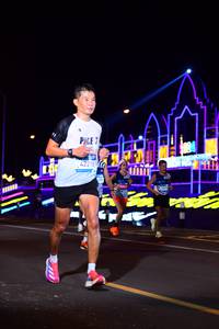 BIB: 42276
                            <button type="button" onclick="openModal(22870407)" class="btn btn-primary btn-sm float-right btn-popup" data-toggle="modal" data-target=".modal-high-quality">
                        <i class="fas fa-shopping-cart"></i> Add to Cart
                    </button>
                                            <button type="button" onclick="isThisMe(22870407, true)" class="btn btn-success btn-sm float-right btn-popup btn-isme hidden" data-toggle="tooltip" data-placement="bottom" title="นี่คือรูปของคุณใช่ไหม คลิกที่นี่เพื่อเอาเข้าอัลบั้ม">
                        <i class="fas fa-plus"></i> Add to album
                    </button>
                    <button type="button" onclick="isThisMe(22870407, false)" class="btn btn-warning btn-sm float-right btn-popup btn-isnotme hidden">
                        <i class="fas fa-ban"></i> Remove from album
                    </button>